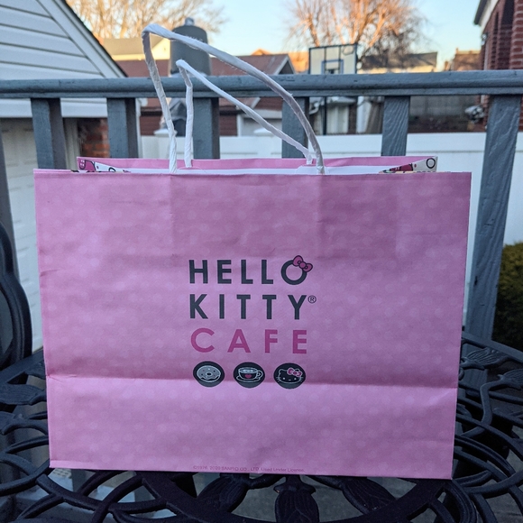 Hello Kitty Las Vegas Cafe Special Shopping Bag - Picture 2 of 4